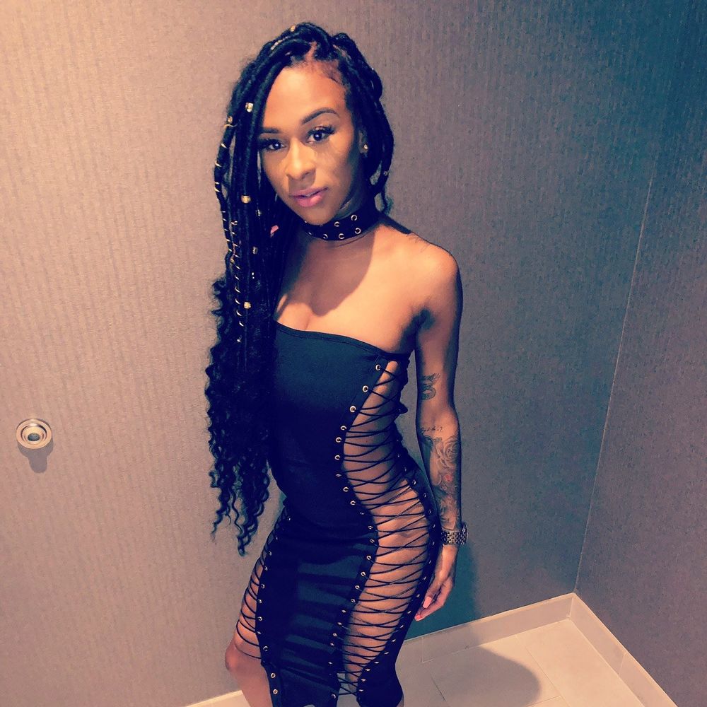 Meet your Posher, Deche